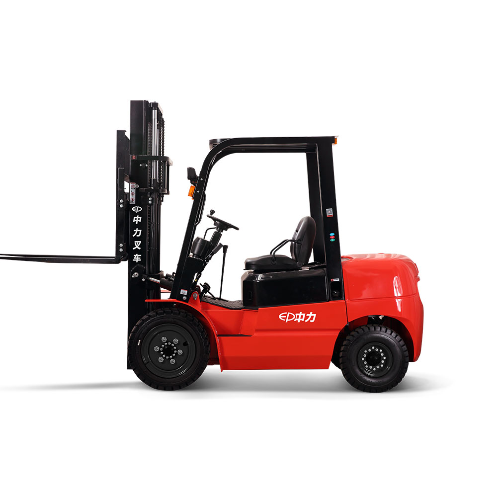 XE NÂNG DẦU DIESEL