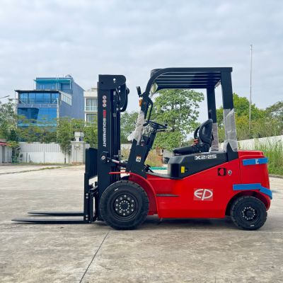 XE NÂNG ĐIỆN 2.5 TẤN EFX2-251