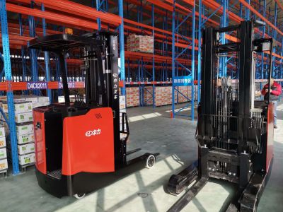 Xe nâng điện đứng lái EP 1.5 Tấn CQD15S