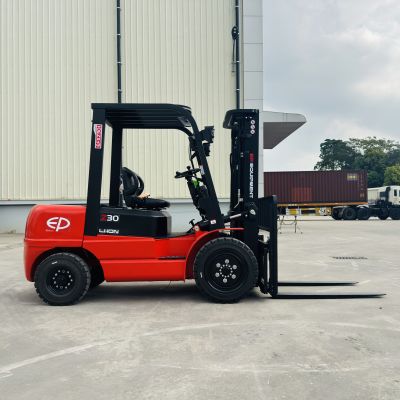 XE NÂNG ĐIỆN 3 TẤN EFXZ301-H