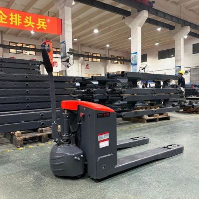 Xe nâng tay điện 3 tấn CBD30-C