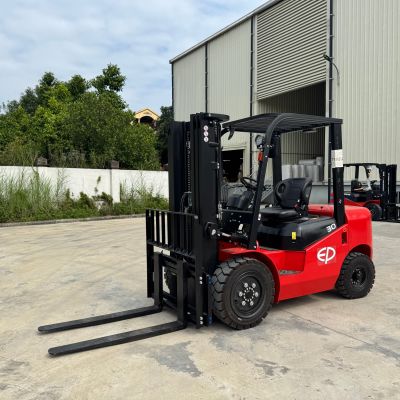 XE NÂNG DẦU 3 TẤN CPCD30H3