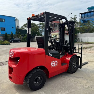 XE NÂNG DẦU 3 TẤN CPCD30H3