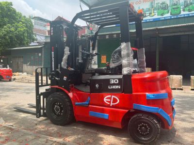 Xe nâng điện 3 tấn EFX302 pin Lithium